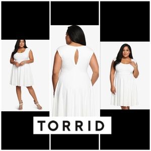 Torrid 🔥 Lace Skater Cut Flouncy Sundress
